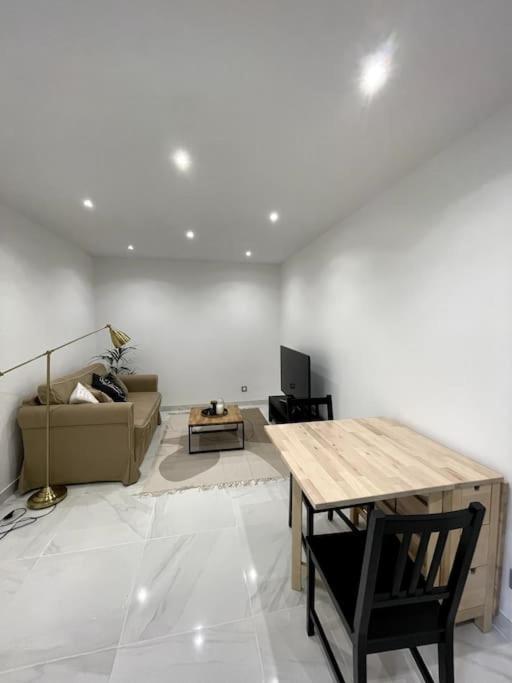 Appartement Cosy Et Moderne Proche De Disneyland Bussy-Saint-Georges Dış mekan fotoğraf