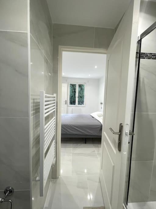Appartement Cosy Et Moderne Proche De Disneyland Bussy-Saint-Georges Dış mekan fotoğraf